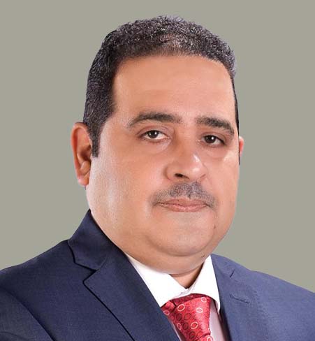 السيد عقيل عبد علي بو حسين: الوكيل المساعد للعلاقات العمالية